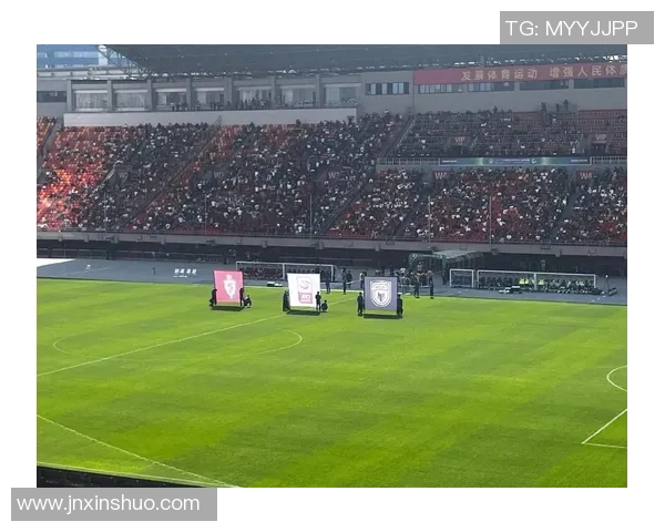 西北狼足球队奋勇争先展现团队精神与拼搏精神的激情之旅