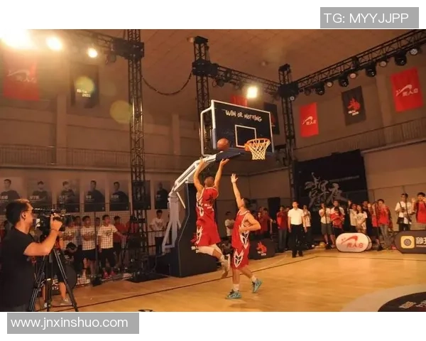 赛后分析：深圳篮球队与成都篮球队心理素质对比及其影响因素探讨